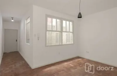 Apartamento com 2 quartos à venda na rua marcelo gama, 324, são joão, porto alegre, 61 m2 por r$ 249.000