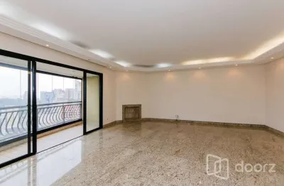 Apartamento com 3 quartos à venda na Rua Itajara, 191, Vila Andrade, São Paulo, 158 m2 por R$ 990.000