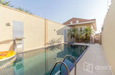 Casa com 4 quartos à venda na Rua Rubens de Souza Araújo, 680, Vila Mangalot, São Paulo, 414 m2 por R$ 1.380.000