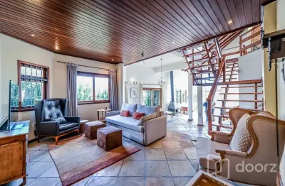 Casa com 4 quartos à venda na Rua Doutor Pitrez, 889, Ipanema, Porto Alegre, 329 m2 por R$ 774.000