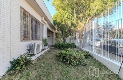 Casa com 3 quartos à venda na Rua Magalhães Calvet, 160, Sarandi, Porto Alegre, 177 m2 por R$ 583.300