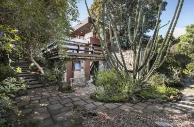 Casa com 4 quartos à venda na praça josé assunção, 102, vila assunção, porto alegre, 900 m2 por r$ 4.900.000