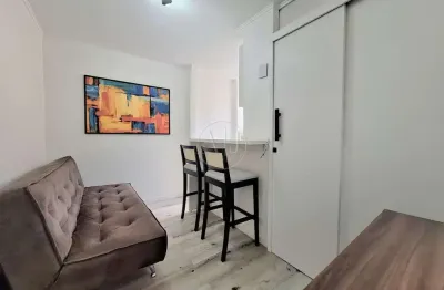 Off: de 225mil por 220mil. totalmente reformado, mobiliado e pronto para morar ou locar! airbnb !!! baixo valor de condomínio e com fachada em reforma.