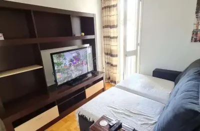 Apartamento muito iluminado e arejado, mobilado e pronto para morar!!!