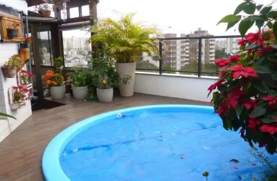 Linda cobertura 3 dormitórios com muito sol, piscina e próximo do g.n.u petrópolis.