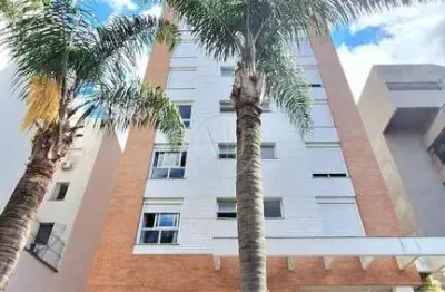 Desocupado, mobiliado e pronto para morar em ótima localização no bairro petrópolis.