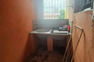 Casa com 3 quartos para alugar na Rua José Amaral, Ouro Preto, Belo Horizonte