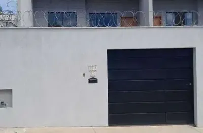 Casa com 3 quartos à venda na Rua José Rodrigues Chaves, Novo Centro, Santa Luzia