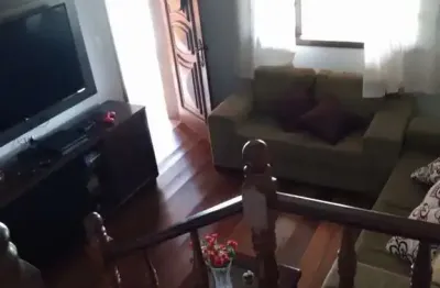 Casa com 3 quartos à venda na Rua Augusto Franco, São João Batista, Belo Horizonte