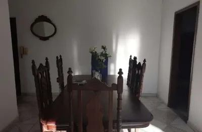 Casa com 5 quartos à venda na Rua Maria Sílvia, Rio Branco, Belo Horizonte