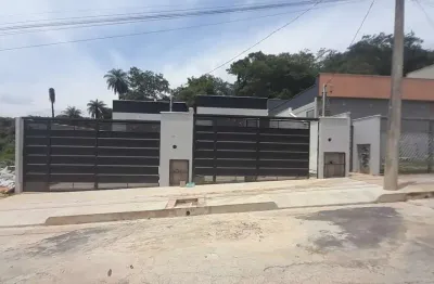 Casa à venda na Rua Vicente Geraldo Martins, Novo Centro, Santa Luzia