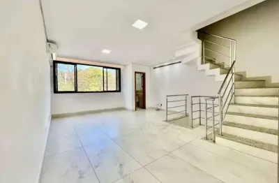 Casa com 3 quartos à venda na Rua Monte Castelo, Vila Oeste, Belo Horizonte