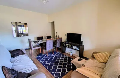 Casa à venda na Rua Lírica, Santa Mônica, Belo Horizonte