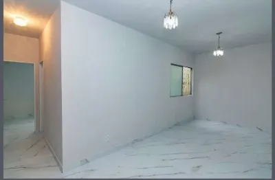 Apartamento com 3 quartos para alugar na Rua Belmiro Braga, Alto Caiçaras, Belo Horizonte