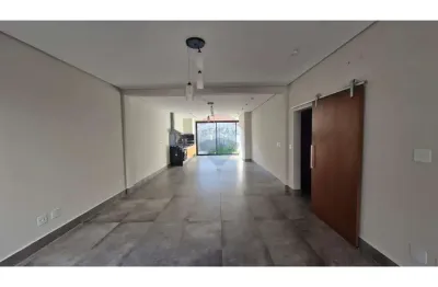 Casa terrea para locação com 03 suites no condominio san marco.
