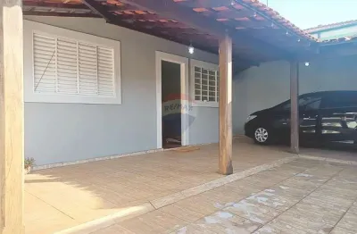 Casa com 2 quartos à venda no Centro, Santa Rita do Passa Quatro 