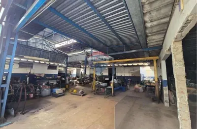 Amplo imóvel comercial com excelente localização no jardim palma travassos – ideal para showroom, escritório ou logística