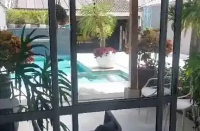 Sobrado Cinematográfico, moderno 3 suítes, 3 vagas Piscina, excelente área de lazer R$2.099.000,00