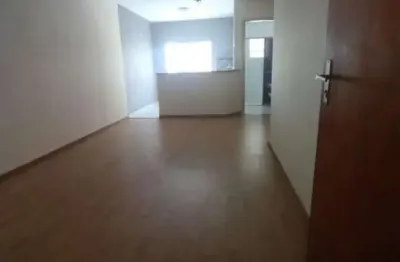 Kitnet com 01 dormitório com embutidos e cozinha americana.