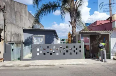 2 casas em terreno de 10*25, cada uma com 3 dorms a venda por r$639.900,00