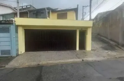 Excelente sobrado no jd santa mena, 2 dorms. 3 vagas ao lado do shopping maia r$539.990,00