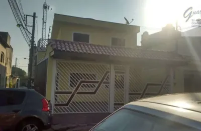 Casa com 4 quartos para alugar na Vila Galvão, Guarulhos 
