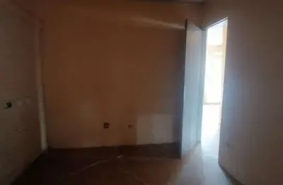 Casa com 3 quartos para alugar na Vila Galvão, Guarulhos 