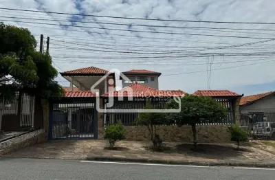 Sobrado para Venda em Araucária, Estação, 4 dormitórios, 2 suítes, 4 banheiros, 2 vagas