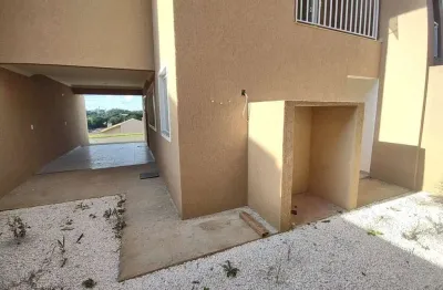 Sobrado no condomínio veredas à venda no bairro águas claras, em campo largo/pr.