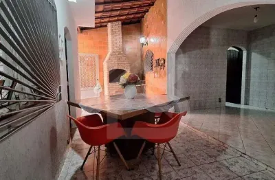 Casa com 3 quartos à venda na Rua Mamanguape, Parque Jaçatuba, Santo André