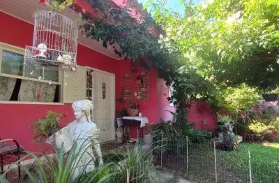 Casa com 3 quartos à venda na Rua Das Bromelias, 14, Chácara das Flores, Santa Maria