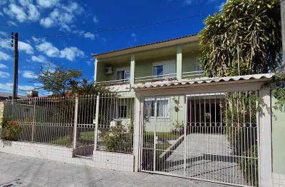 Casa com 3 quartos à venda na Rua Pinheiro, 37, São José, Santa Maria