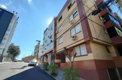 Apartamento com 2 quartos para alugar na Rua Vinte de Setembro, 137, Centro, Santa Maria