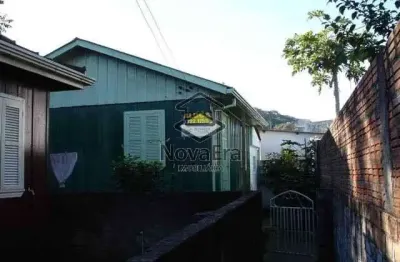 Casa com 2 quartos para alugar na Rua Sete de Setembro, 138, Centro, Santa Maria