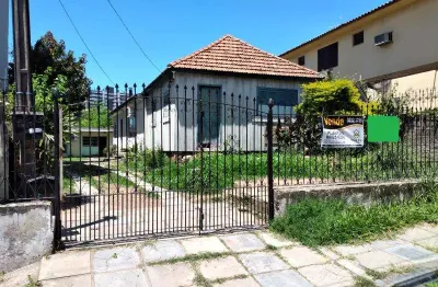 Casa com 3 quartos à venda na Osv. Cruz, 191, Nossa Senhora das Dores, Santa Maria