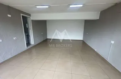 Salão Comercial para Locação no Centro de Jundiaí-SP: 2 Salas, 1 Banheiro, 30m² de Área!