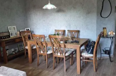 Apartamento de 3 quartos no Parque Residencial Eloy Chaves em Jundiaí-SP  75m²  Reformado e com vaga de garagem  Imperdível!