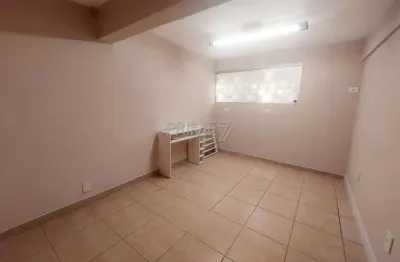 Sala comercial para alugar na Rua Gomes Carneiro, 1736, Cidade Alta, Piracicaba por R$ 700