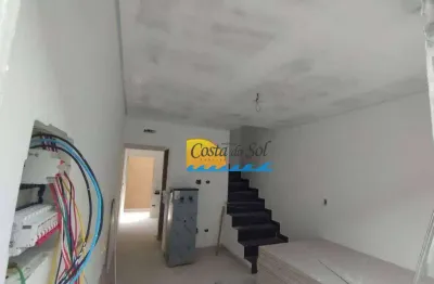 Casa de condominio à venda por r$ 370.000 - mirim - praia grande/sp