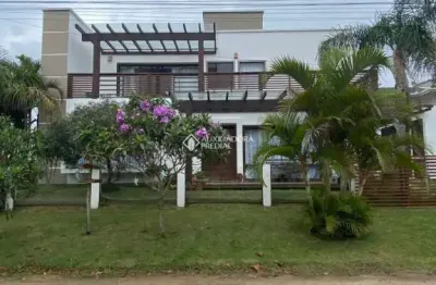 Casa com 3 quartos à venda na marcos inacio de abreu, 4357, ferraz, garopaba, 350 m2 por r$ 1.800.000