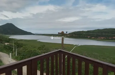 Casa com 3 quartos à venda na adilio inacio abreu, 3789, macacu, garopaba, 61 m2 por r$ 1.383.000