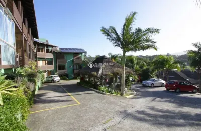 Prédio à venda na augusto germano wilke, 80, praia da silveira, garopaba, 2200 m2 por r$ 10.000.000