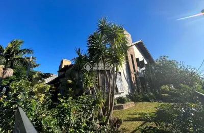 Casa com 3 quartos à venda na álvaro ernesto dos santos, 59, centro, garopaba, 217 m2 por r$ 2.400.000