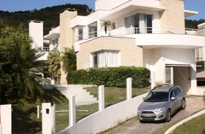 Casa com 4 quartos à venda na josé custódio pereira, 262, centro, garopaba, 220 m2 por r$ 3.200.000