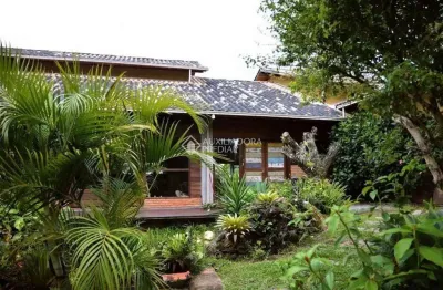 Casa com 8 quartos à venda na beira mar, 100, praia da gamboa, garopaba, 470 m2 por r$ 3.000.000