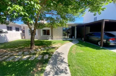 Casa com 2 quartos à venda na lageado, 75, ambrósio, garopaba, 170 m2 por r$ 1.200.000