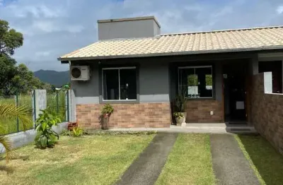 Casa com 2 quartos à venda na higino marques, 12, campo duna, garopaba, 70 m2 por r$ 415.000