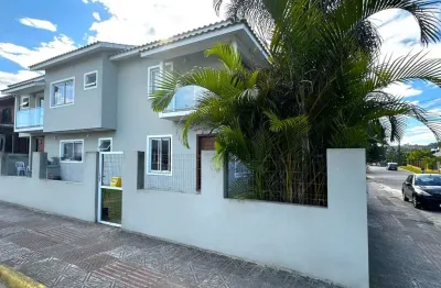 Casa com 3 quartos à venda na rio grande do sul, 218, pinguirito, garopaba, 130 m2 por r$ 1.400.000
