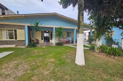 Casa com 4 quartos à venda na marques guimarães, 162, centro, garopaba, 280 m2 por r$ 3.800.000