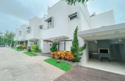 Casa com 2 quartos à venda na tomazia faustina da conceição, 14, centro, garopaba, 91 m2 por r$ 989.000